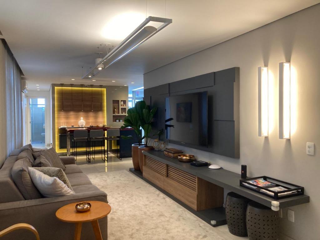 Apartamento à venda com 5 quartos, 155m² - Foto 2