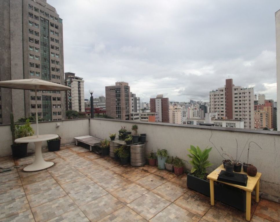 Cobertura à venda com 5 quartos, 300m² - Foto 22