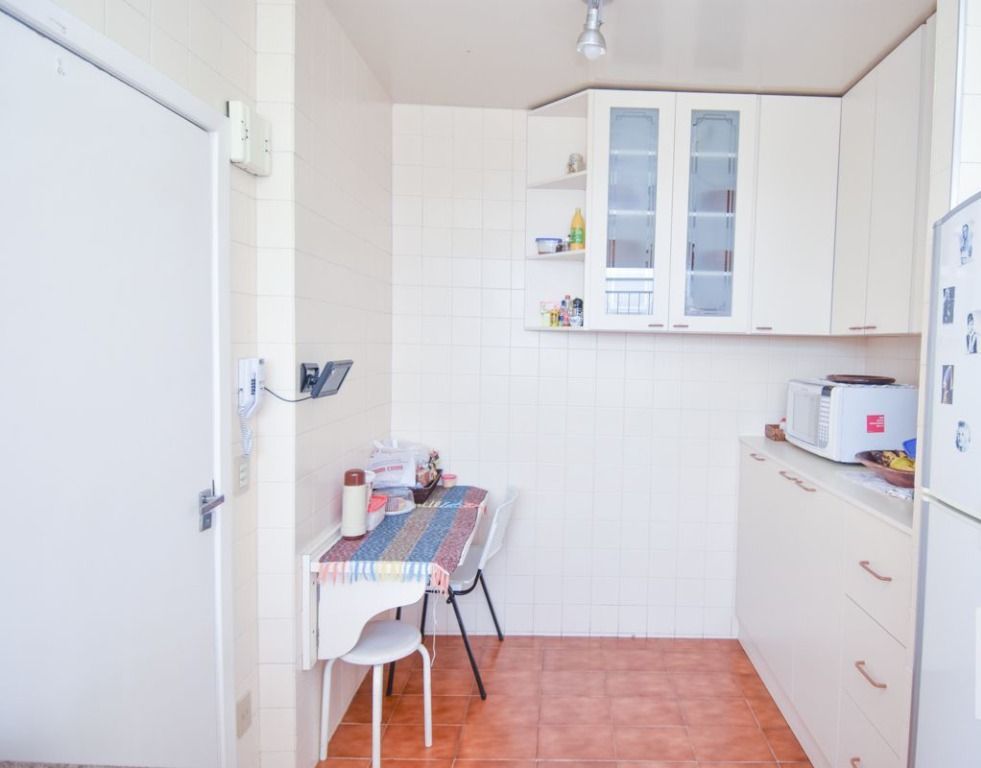 Apartamento à venda com 4 quartos, 150m² - Foto 21