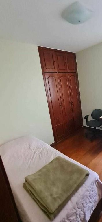 Apartamento à venda com 4 quartos, 150m² - Foto 6