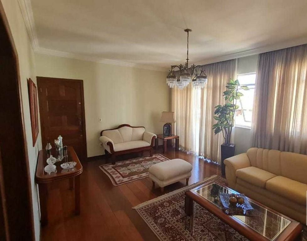 Apartamento à venda com 4 quartos, 150m² - Foto 2