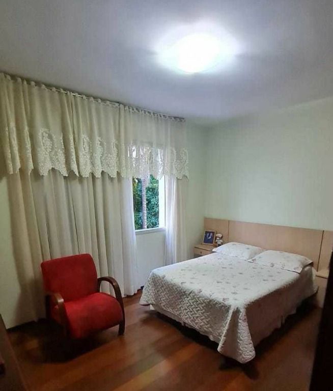 Apartamento à venda com 4 quartos, 150m² - Foto 8