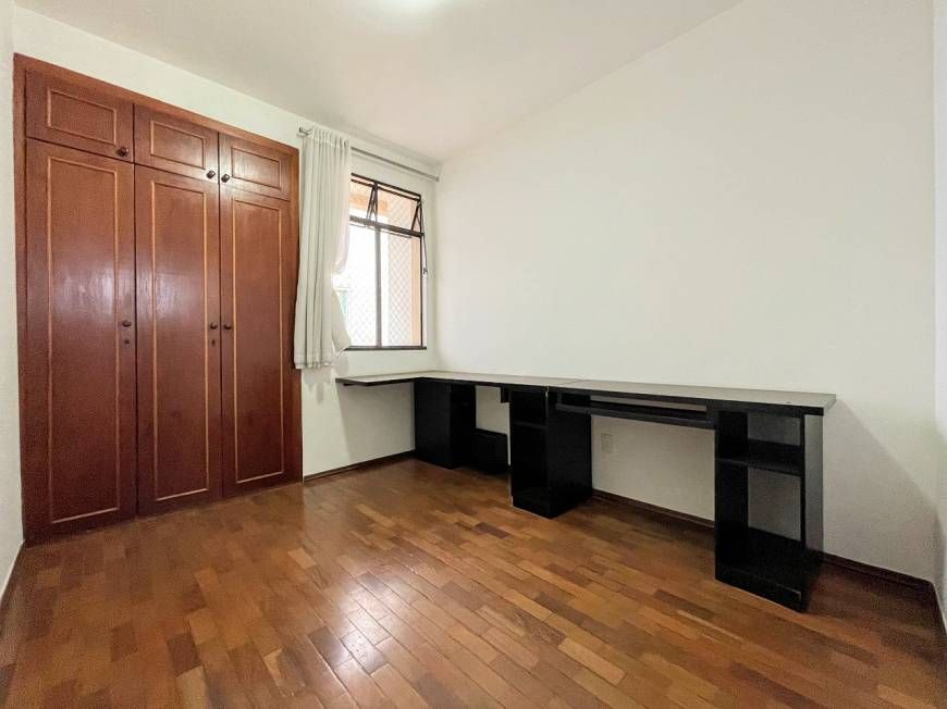 Apartamento à venda com 3 quartos, 110m² - Foto 4