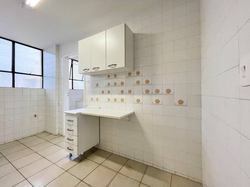 Apartamento à venda com 3 quartos, 110m² - Foto 9