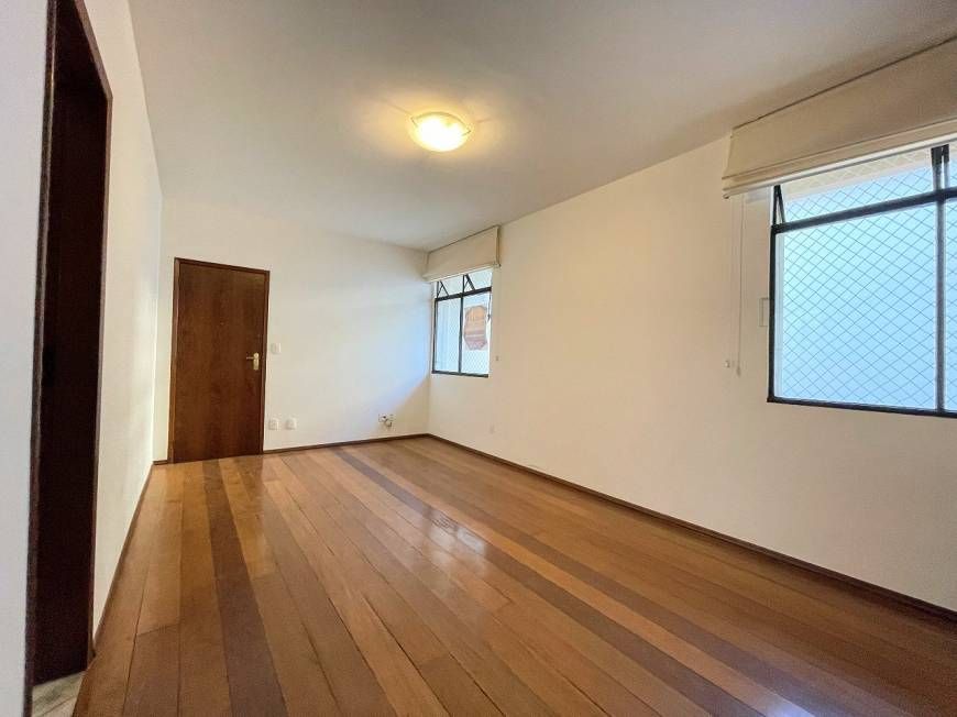 Apartamento à venda com 3 quartos, 110m² - Foto 1