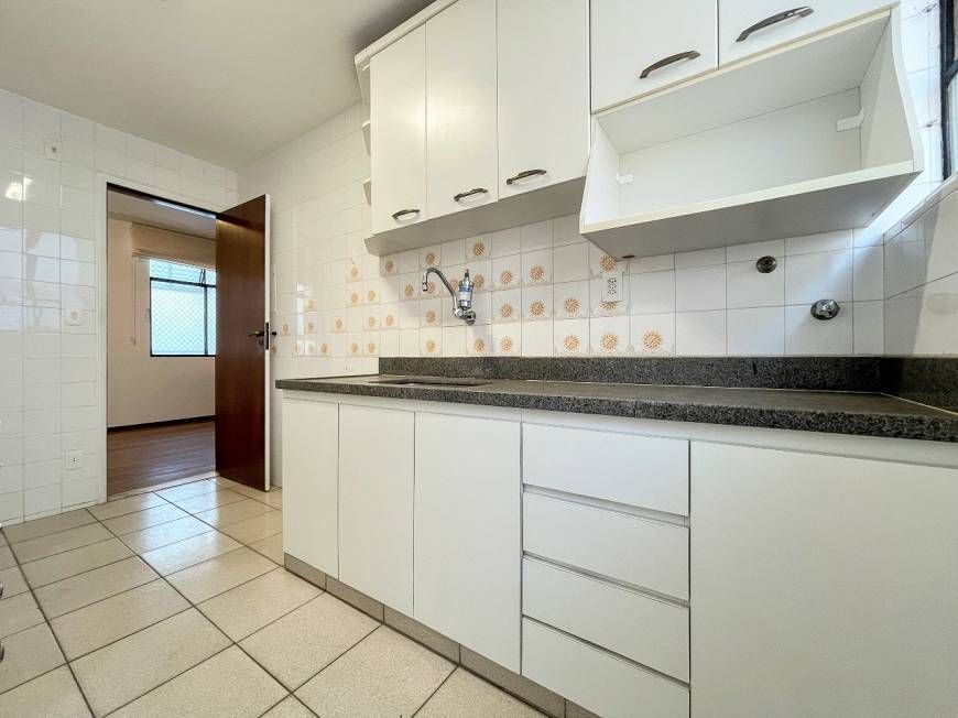 Apartamento à venda com 3 quartos, 110m² - Foto 6