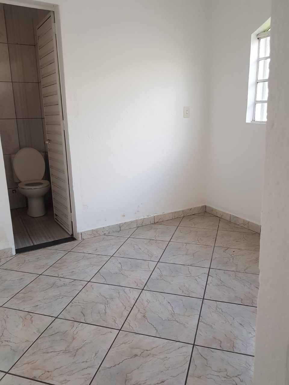 Casa à venda com 2 quartos, 180m² - Foto 17