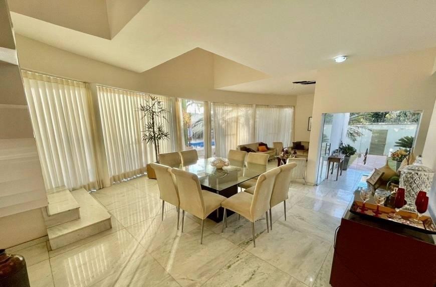 Casa à venda com 4 quartos, 400m² - Foto 5