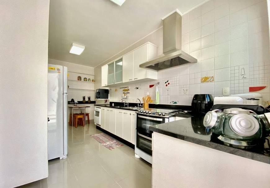 Casa à venda com 5 quartos, 1300m² - Foto 8