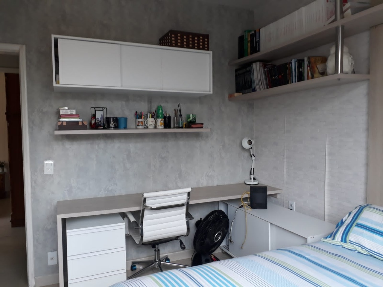 Apartamento à venda com 2 quartos, 70m² - Foto 13