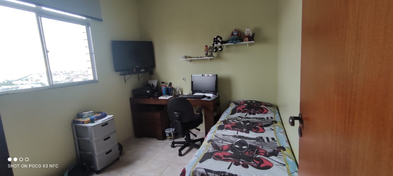 Apartamento à venda com 3 quartos, 75m² - Foto 5