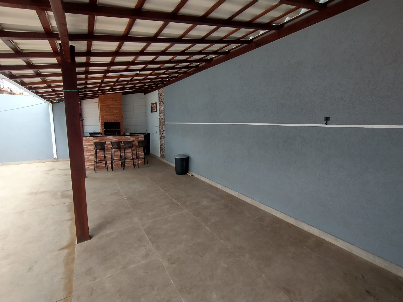 Casa à venda com 4 quartos, 200m² - Foto 5