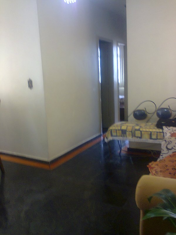 Apartamento à venda com 3 quartos, 71m² - Foto 2