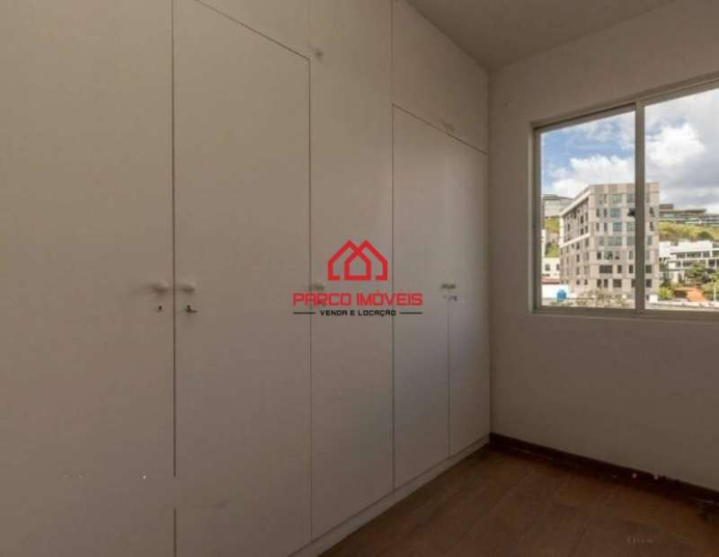 Apartamento à venda com 3 quartos, 75m² - Foto 3