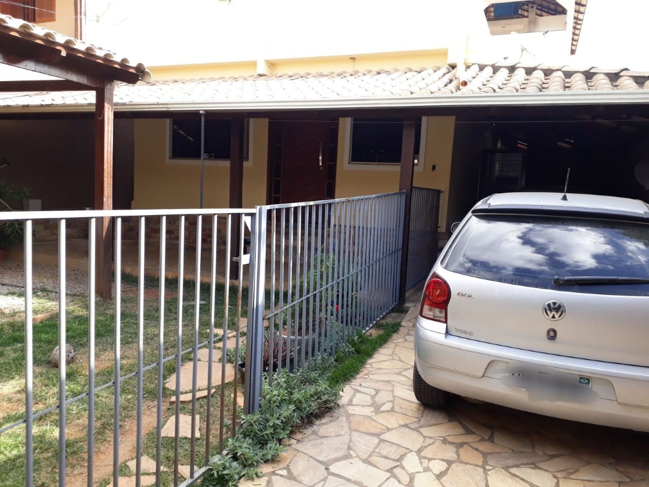 Casa à venda com 3 quartos, 85m² - Foto 2