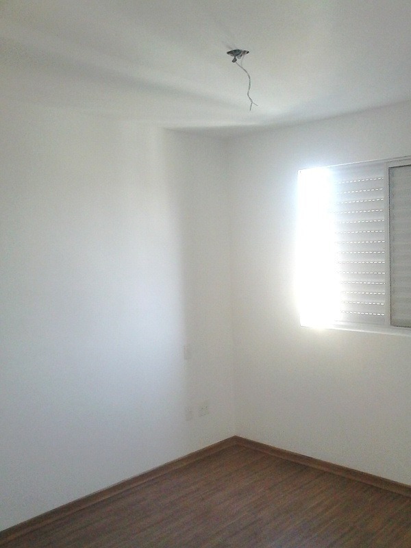 Apartamento à venda com 3 quartos, 88m² - Foto 2