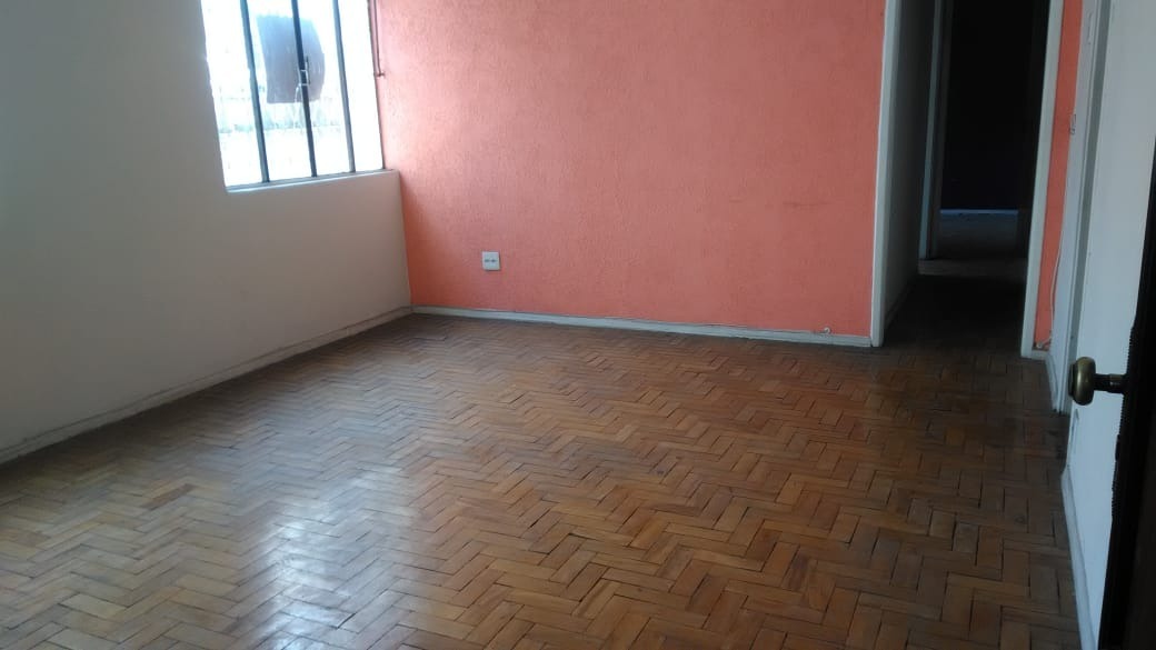 Apartamento à venda com 3 quartos, 100m² - Foto 2