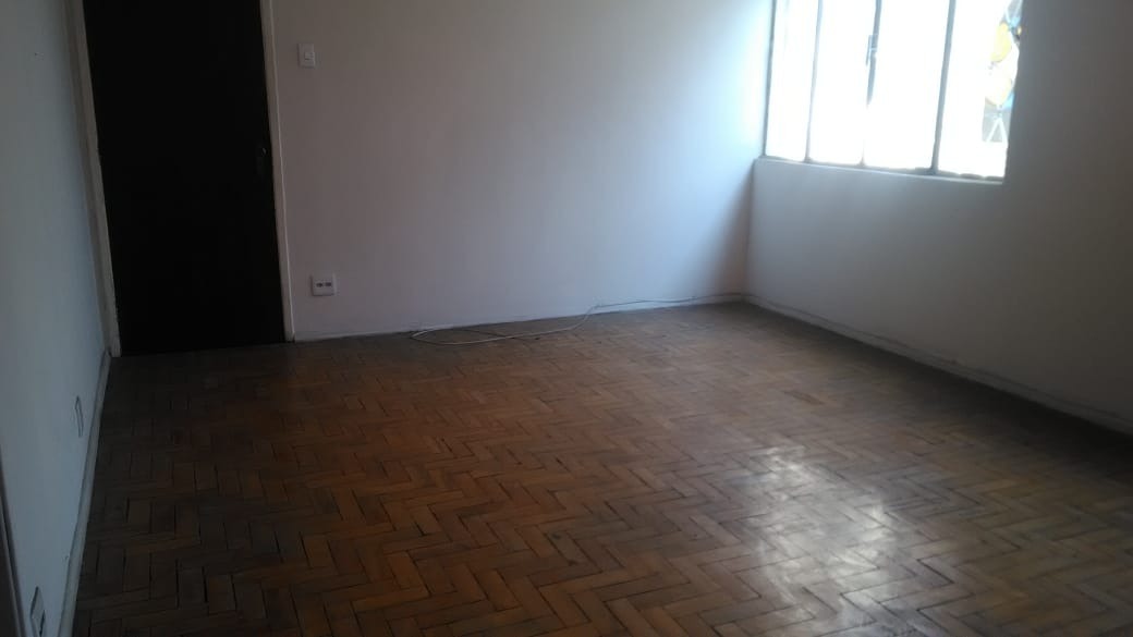 Apartamento à venda com 3 quartos, 100m² - Foto 5