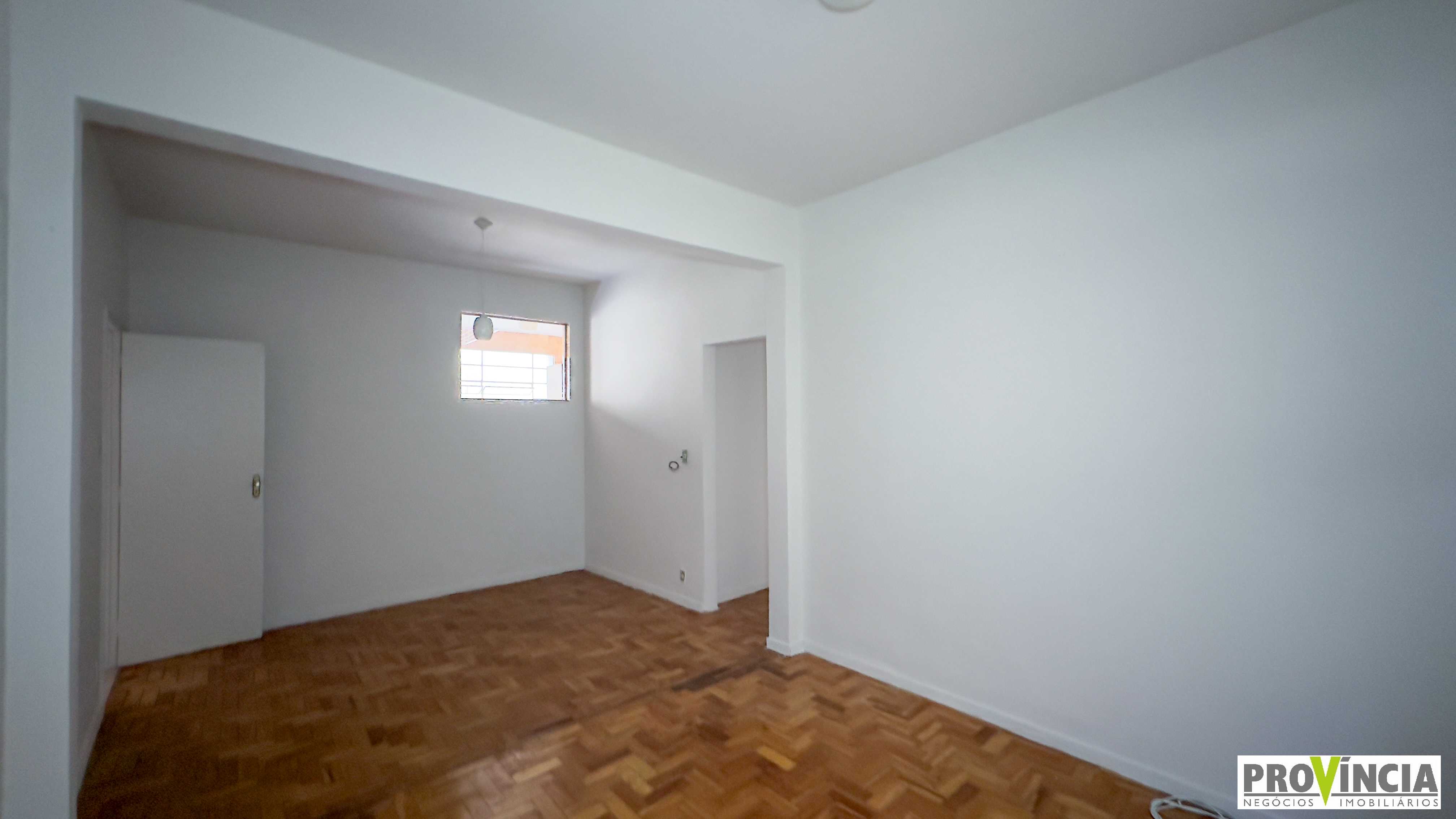 Apartamento à venda com 3 quartos, 100m² - Foto 1