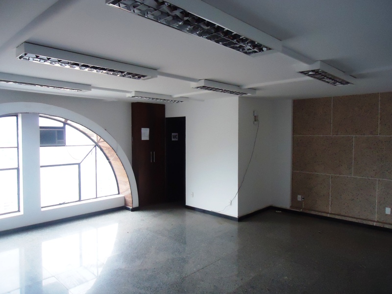 Loja-Salão à venda com 1 quarto, 340m² - Foto 5