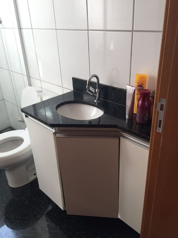 Apartamento à venda com 3 quartos, 180m² - Foto 12