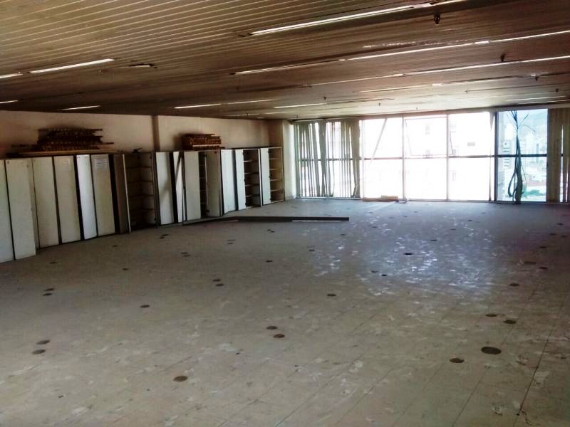 Loja-Salão à venda com 1 quarto, 237m² - Foto 2