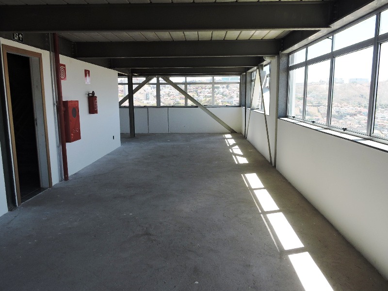 Prédio Inteiro à venda com 1 quarto, 1680m² - Foto 8