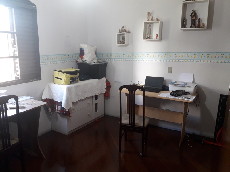 Apartamento à venda com 3 quartos, 211m² - Foto 11