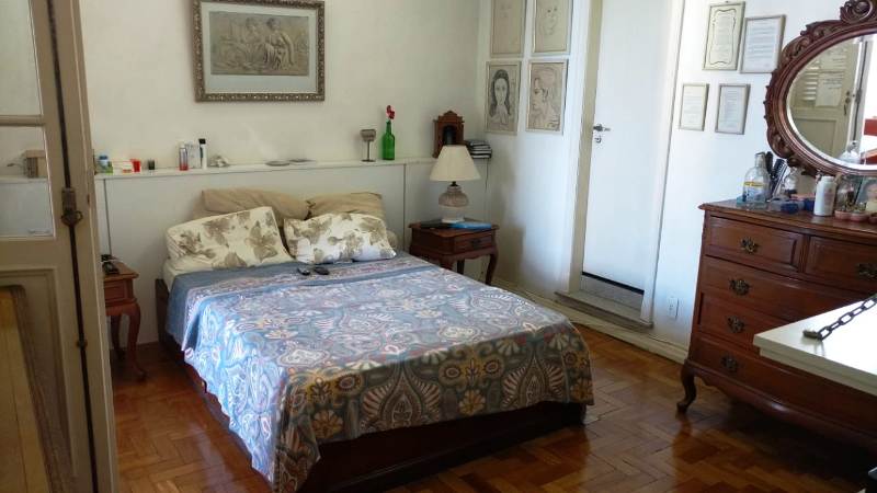 Apartamento à venda com 3 quartos, 222m² - Foto 7