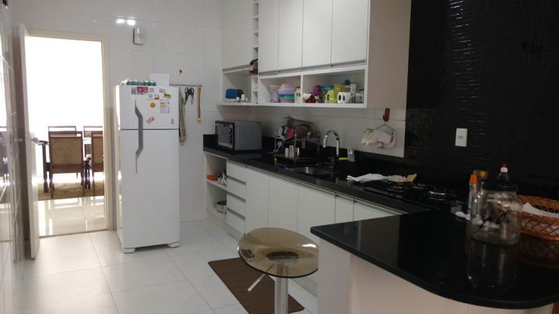 Apartamento à venda com 4 quartos, 171m² - Foto 12