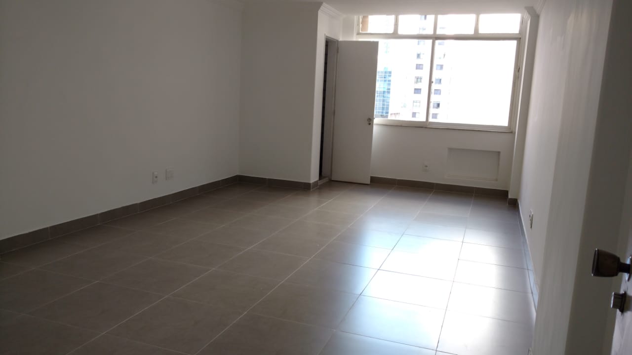 Conjunto Comercial-Sala à venda com 1 quarto, 39m² - Foto 3