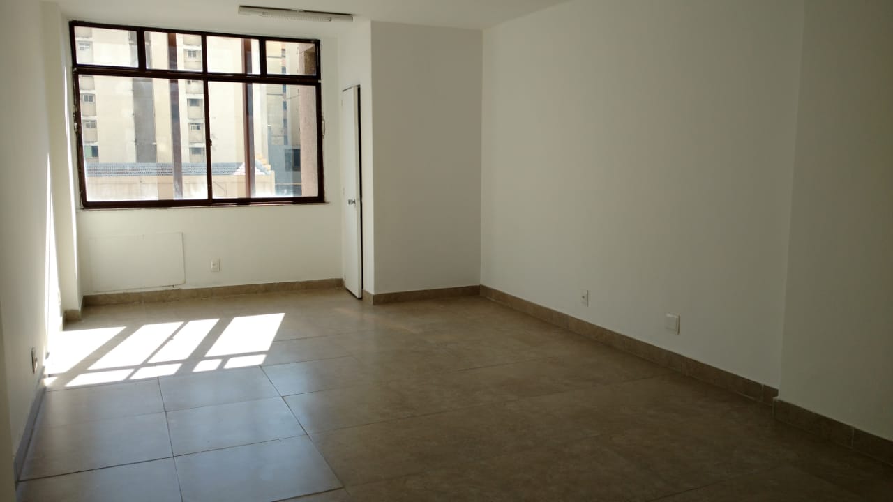 Conjunto Comercial-Sala à venda com 1 quarto, 39m² - Foto 1