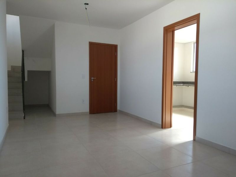 Cobertura à venda com 3 quartos, 158m² - Foto 2