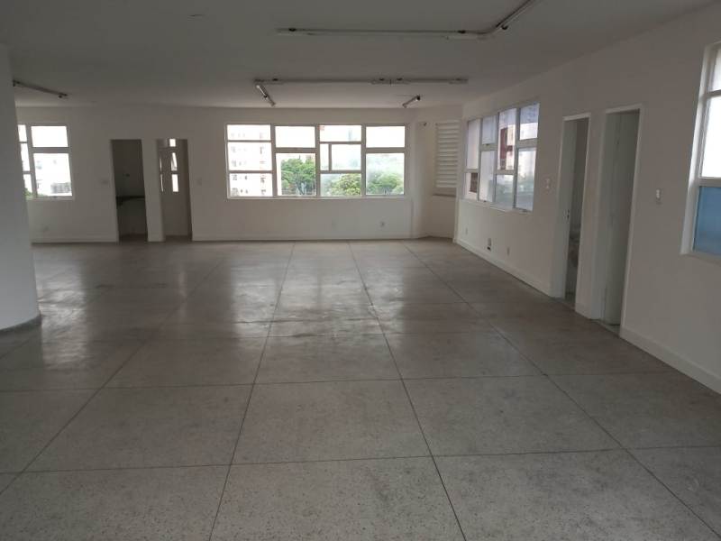 Conjunto Comercial-Sala à venda com 1 quarto, 196m² - Foto 1