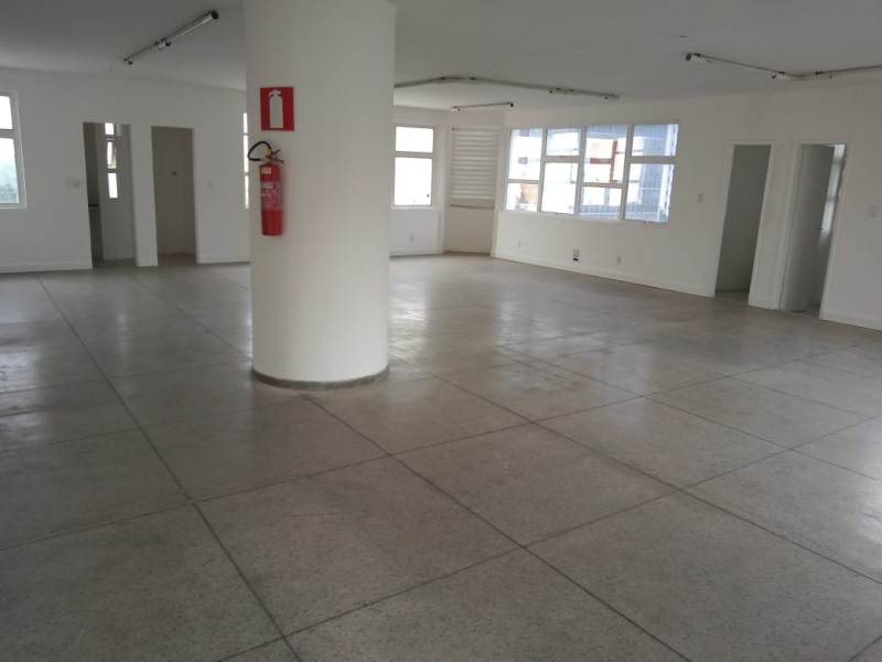 Conjunto Comercial-Sala à venda com 1 quarto, 196m² - Foto 3