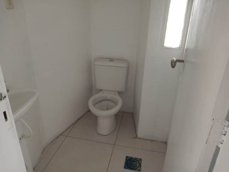 Conjunto Comercial-Sala à venda com 1 quarto, 196m² - Foto 11