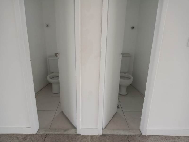 Conjunto Comercial-Sala à venda com 1 quarto, 196m² - Foto 13