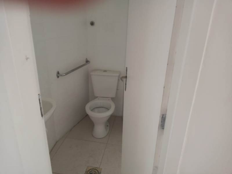 Conjunto Comercial-Sala à venda com 1 quarto, 196m² - Foto 14