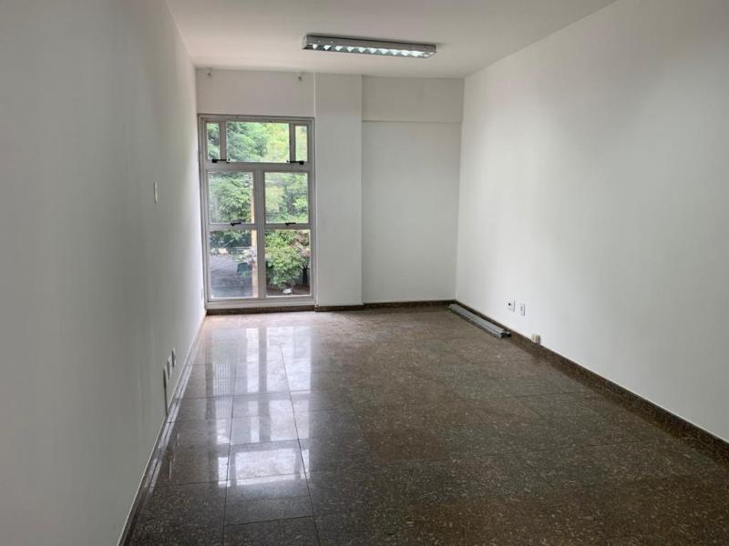 Conjunto Comercial-Sala à venda com 1 quarto, 30m² - Foto 1