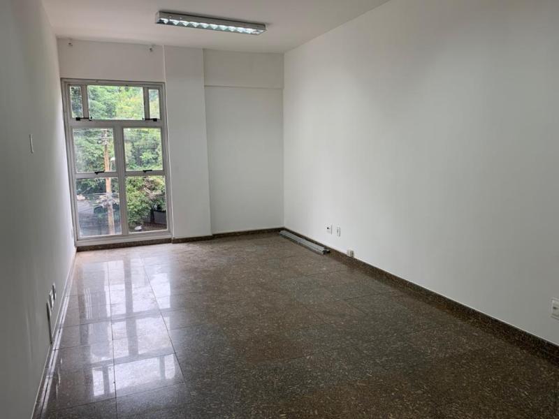 Conjunto Comercial-Sala à venda com 1 quarto, 30m² - Foto 3