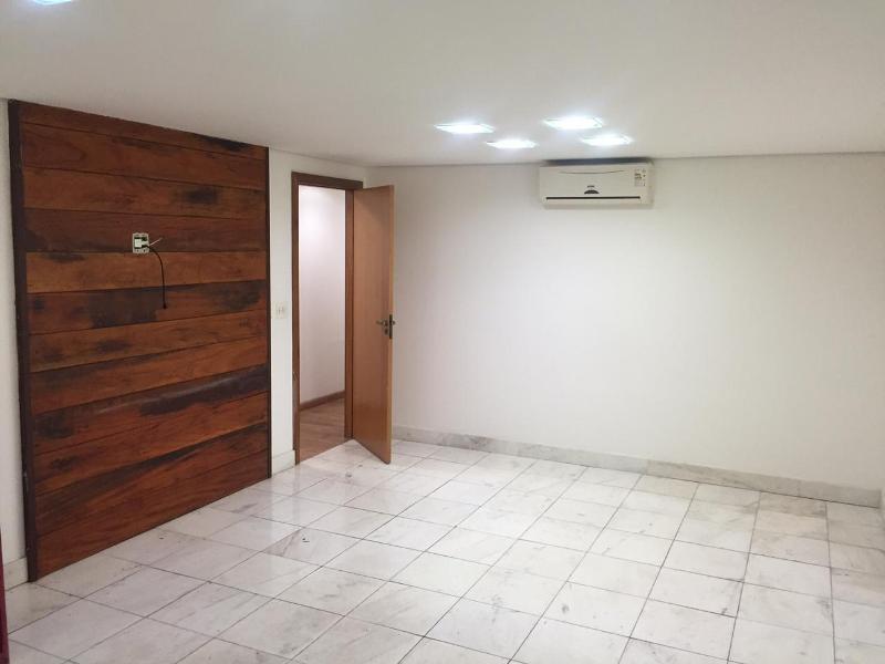 Conjunto Comercial-Sala à venda com 4 quartos, 74m² - Foto 1