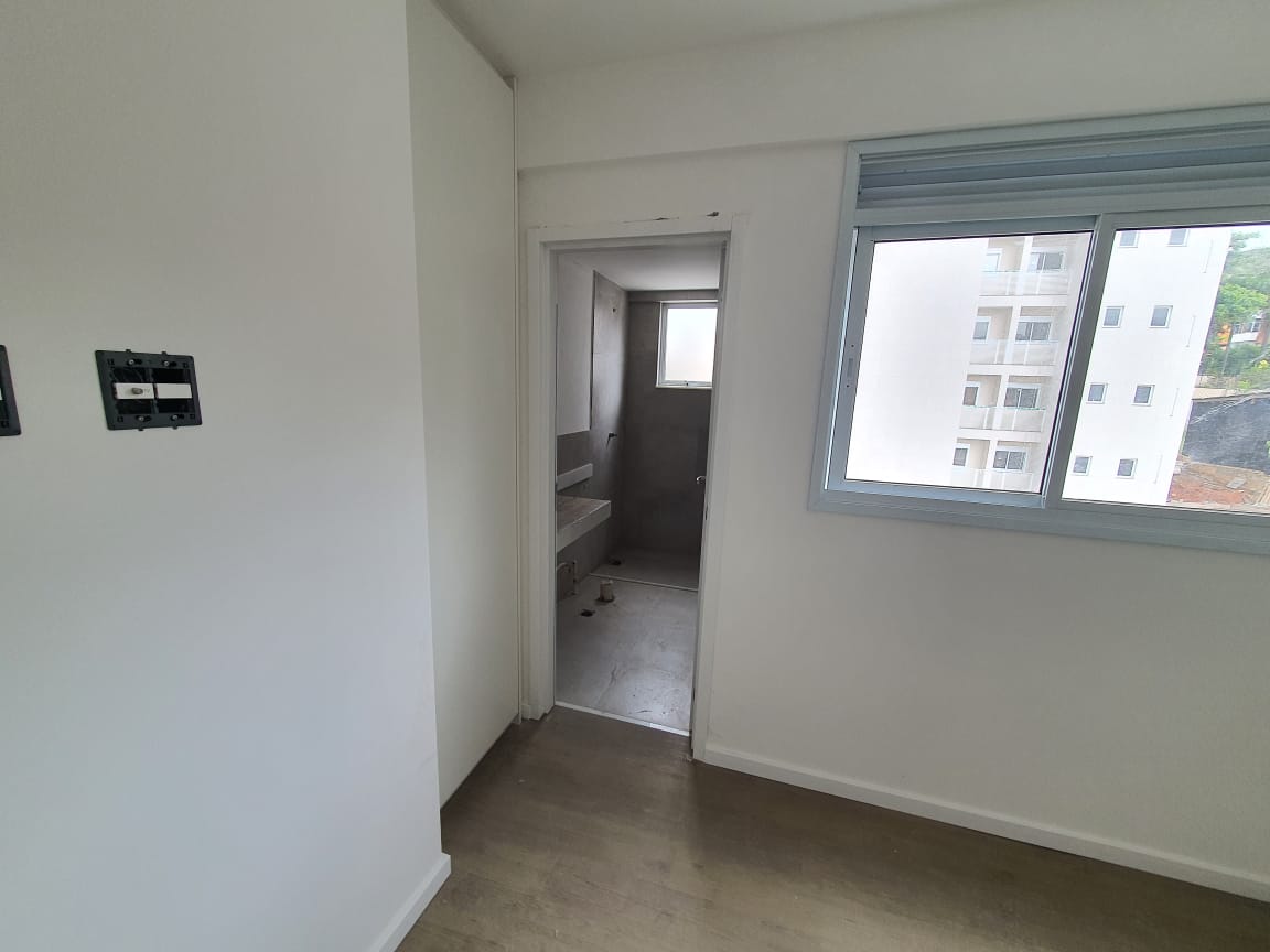 Apartamento à venda com 3 quartos, 85m² - Foto 5