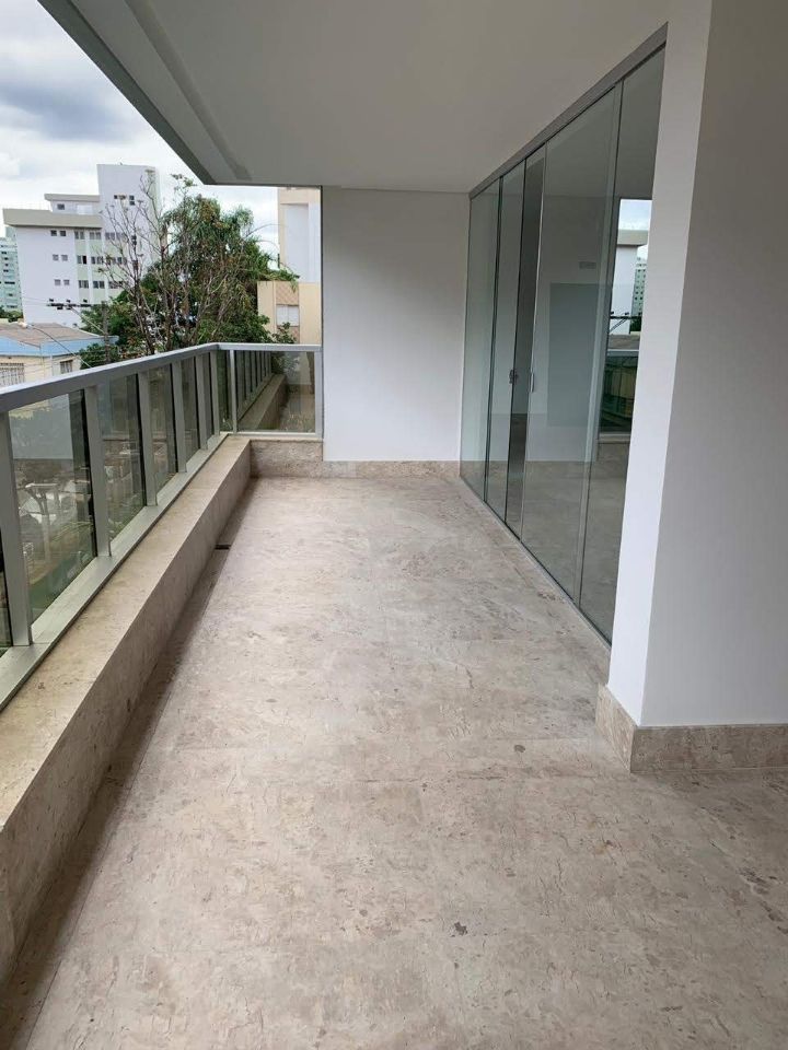 Apartamento à venda com 4 quartos, 197m² - Foto 4