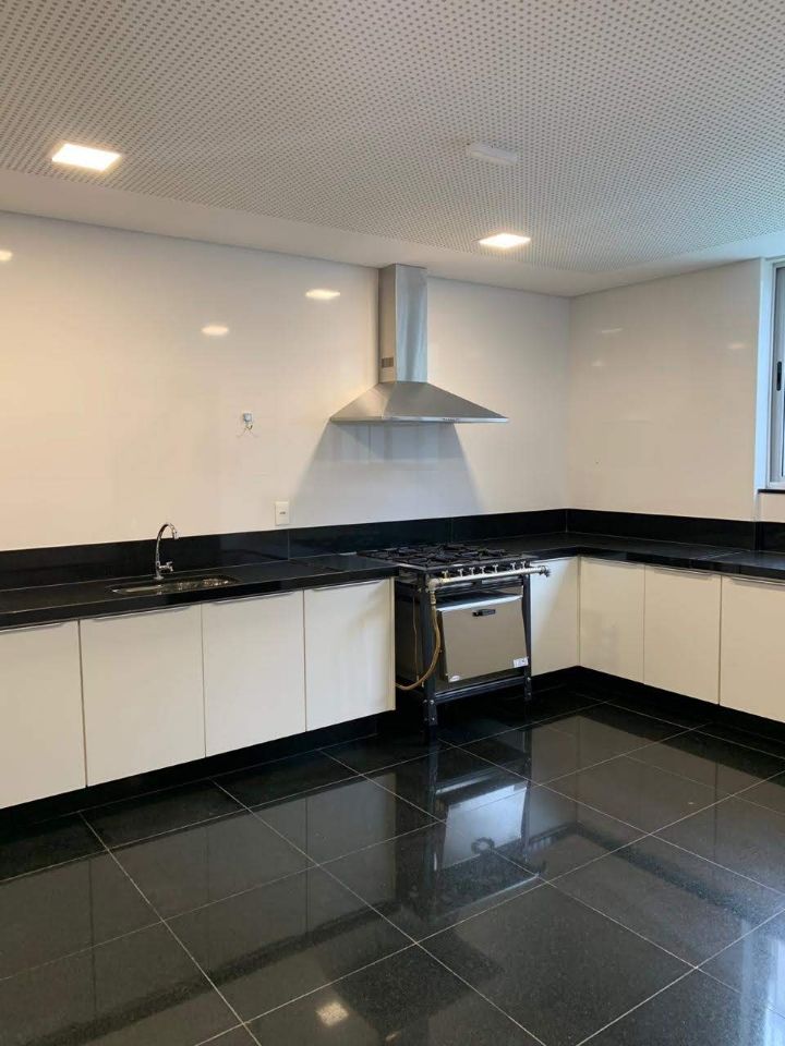 Apartamento à venda com 4 quartos, 197m² - Foto 12