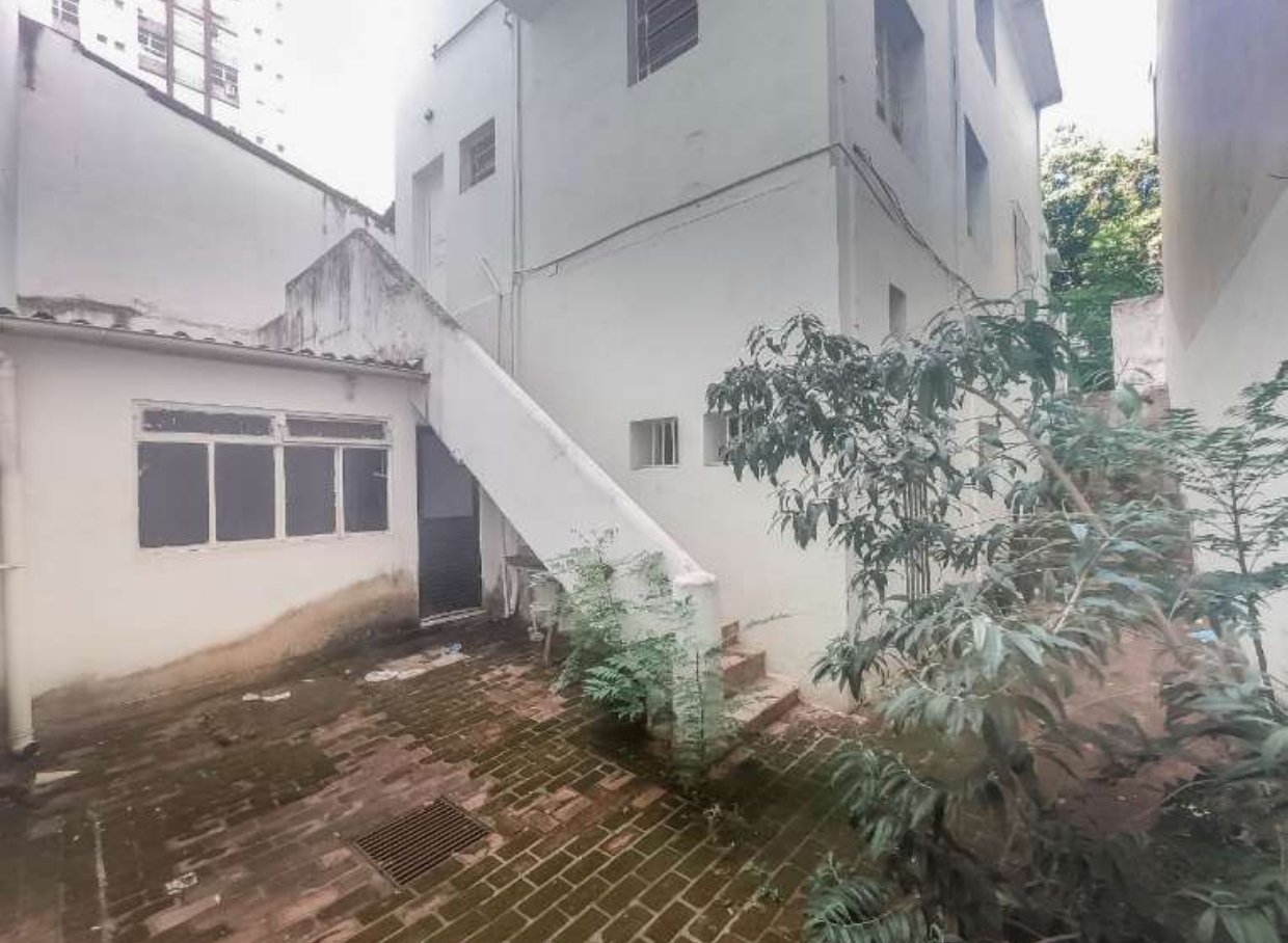 Casa à venda com 4 quartos, 230m² - Foto 15