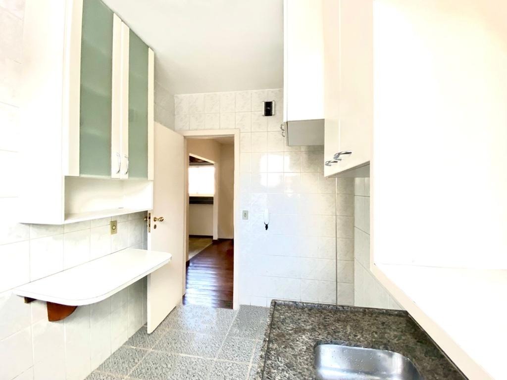 Apartamento à venda com 2 quartos, 64m² - Foto 7