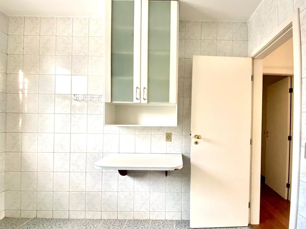 Apartamento à venda com 2 quartos, 64m² - Foto 9