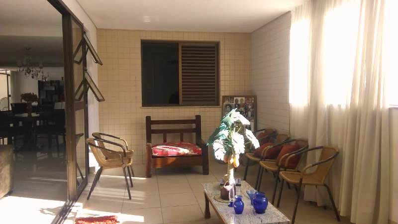 Apartamento à venda com 4 quartos, 340m² - Foto 4