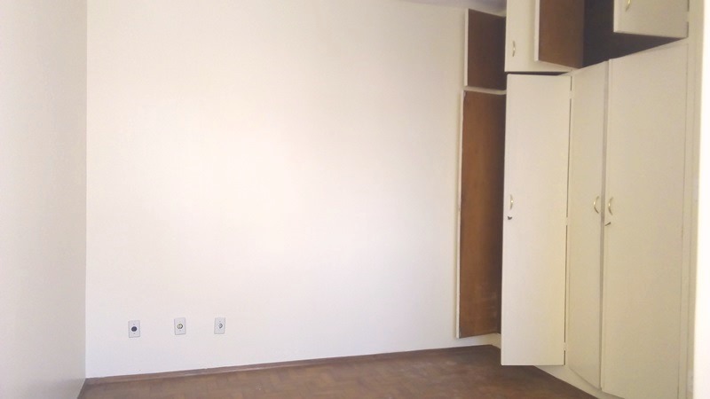 Apartamento à venda com 2 quartos, 80m² - Foto 5