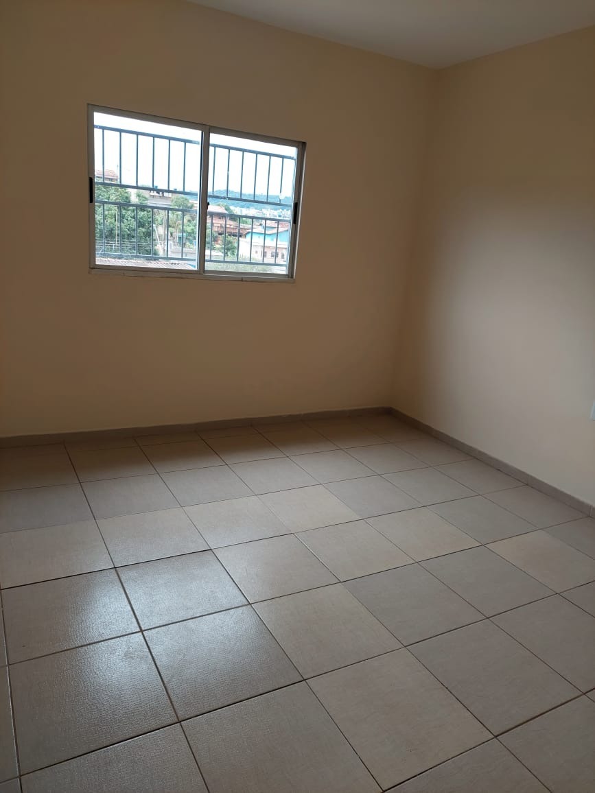 Casa à venda com 4 quartos, 180m² - Foto 7